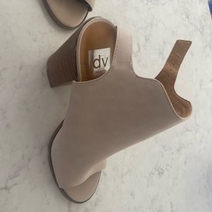 Nude open toe sandal